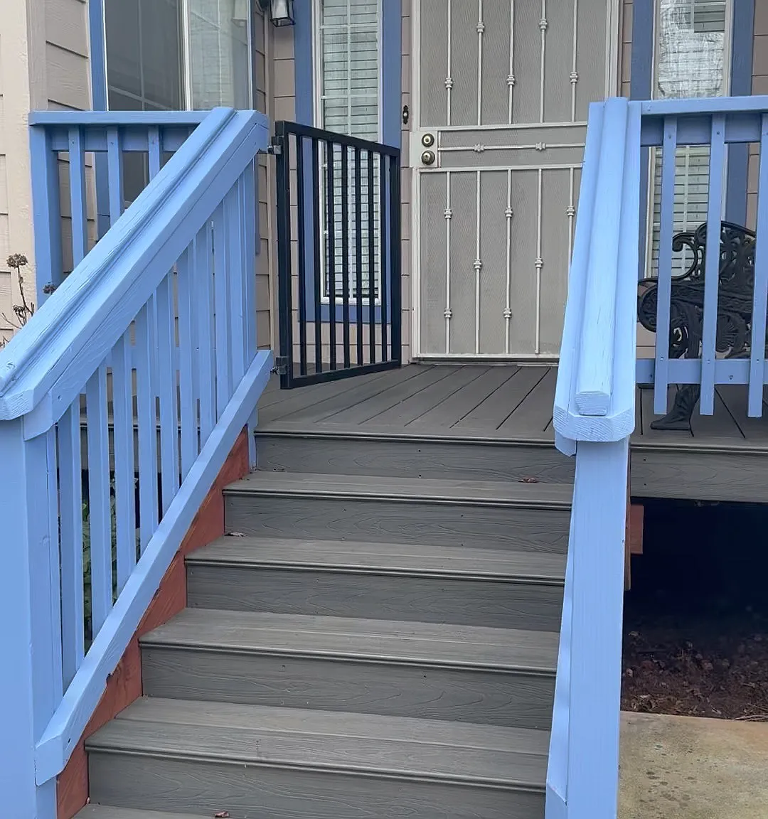 220 Treasurton St — Photo 2