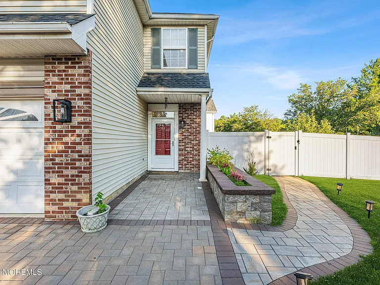41 Tall Oaks Ct — Photo 4