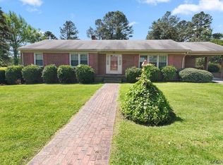 106 Rock Castle Ave, Crewe, VA 23930