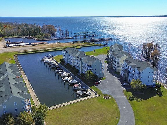 2nd image of 417 Captains Cove Unit D
