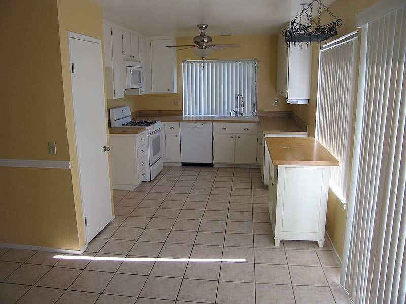 2nd image of 12292 Arenisca Verde Dr