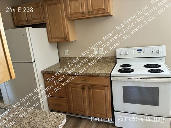 5th image of 244 E 238th St