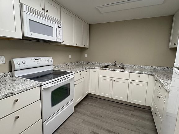 3rd image of 1635 W Florida Ave #B