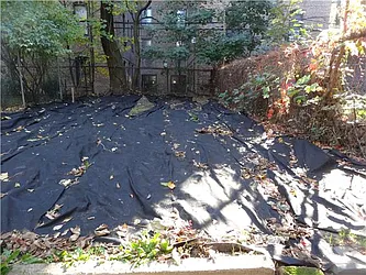 Rented by R New York