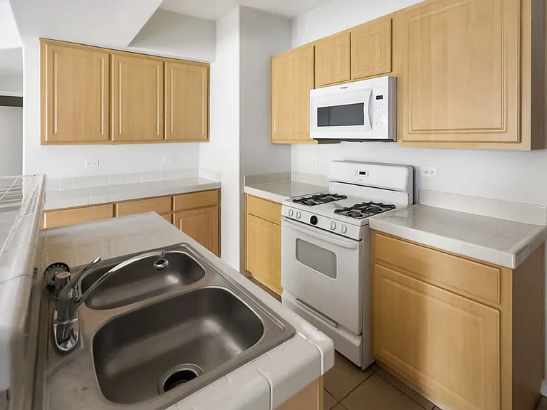8250 N Grand Canyon Dr #1137-20 — Photo 10