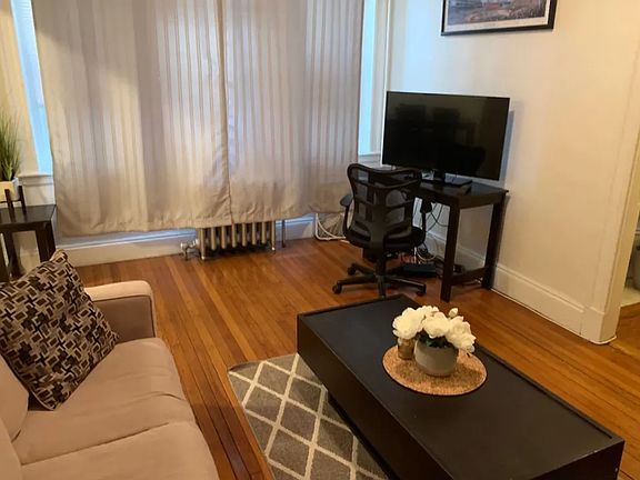 4th image of 1111 Boylston St APT 24