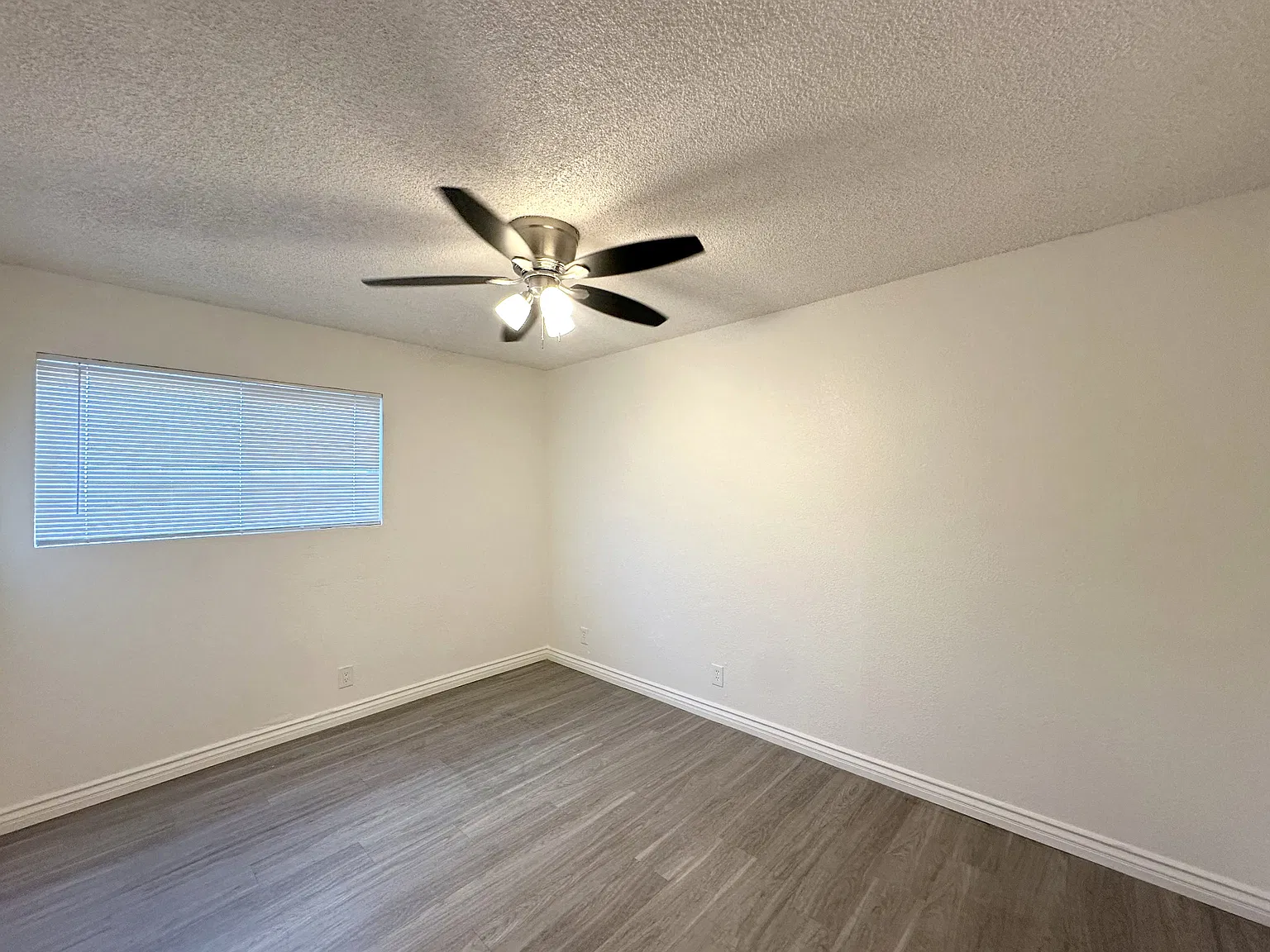 9360 San Diego St — Photo 4