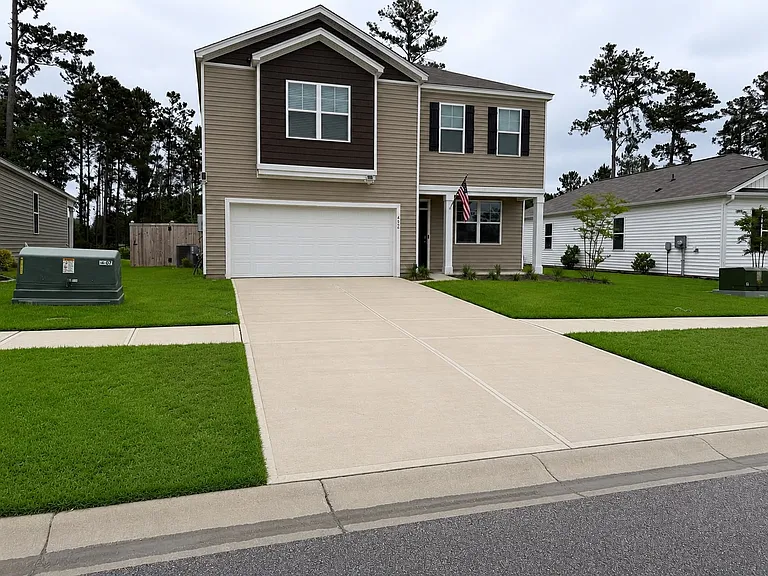 492 Lake Ridge Blvd — Photo 1