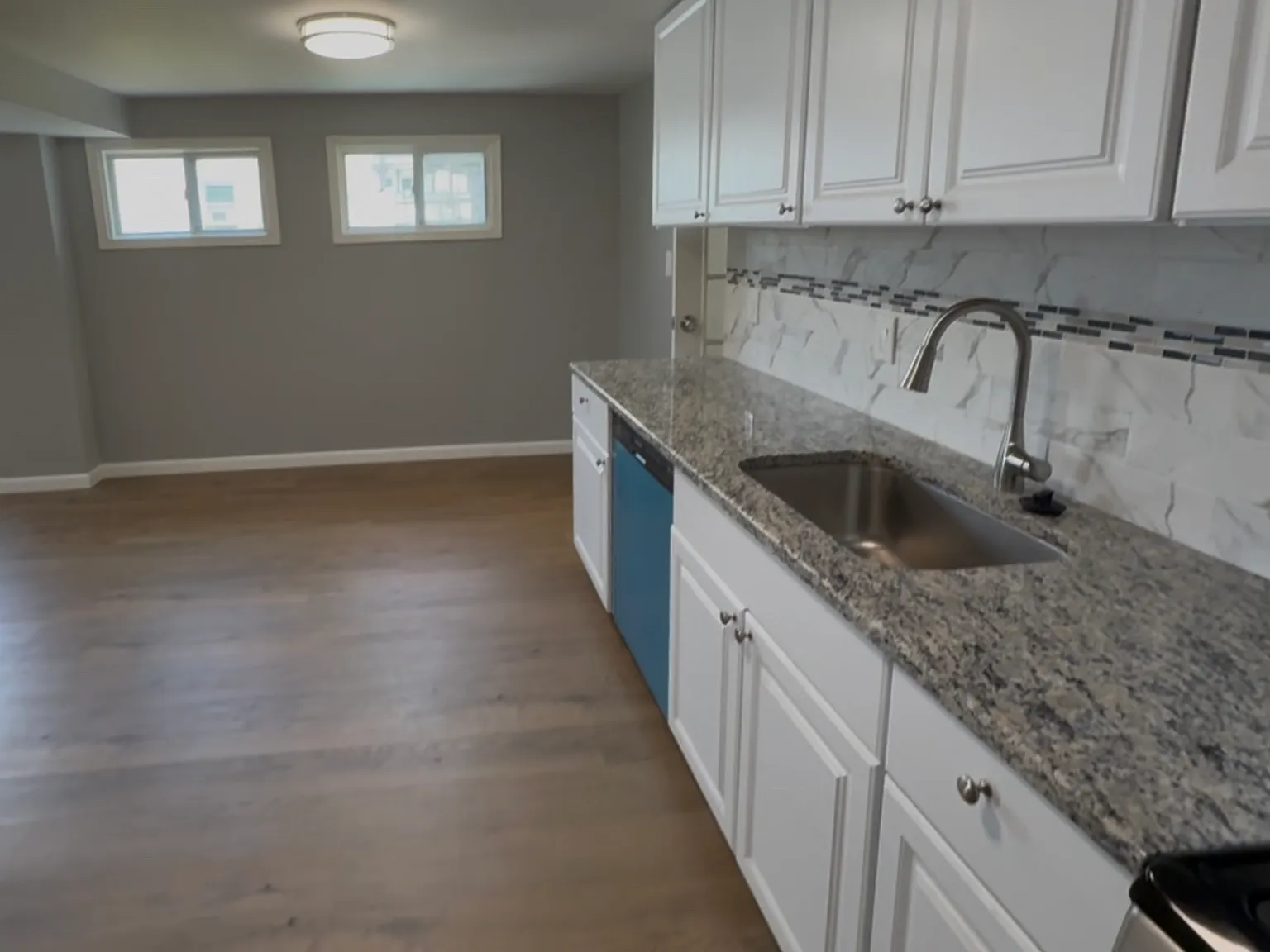 535 W Church Rd — Photo 4