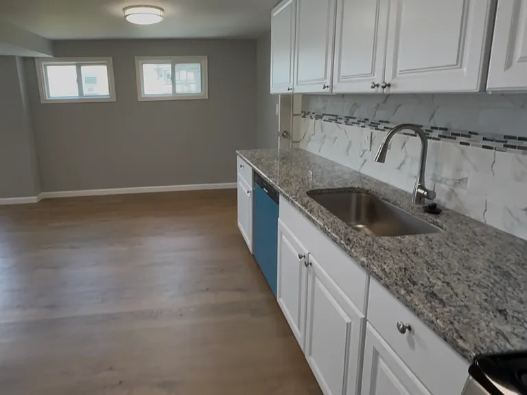 535 W Church Rd — Photo 4