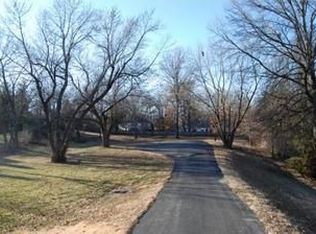 9830 Lee Blvd, Leawood, KS 66206