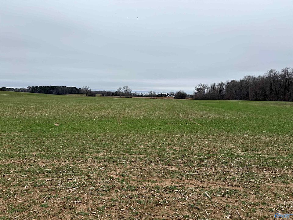 2nd image of 3 Stevenson Rd