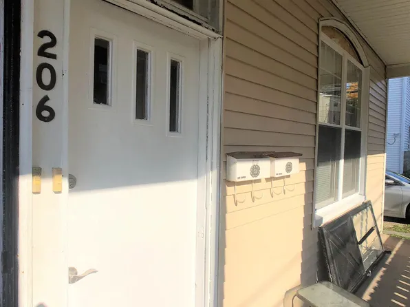 206 Maple Ter, Pittsburgh, PA 15211
