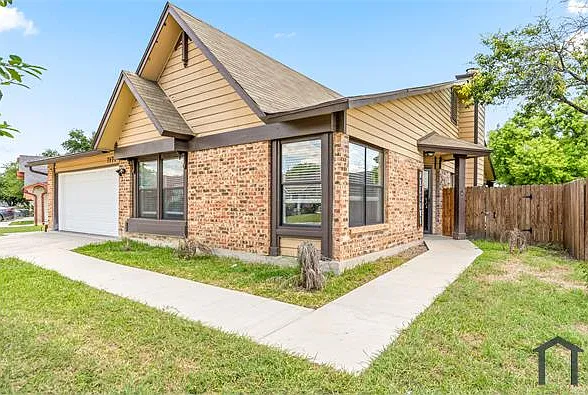 3 bed, 1825 sqft, $1,800 — Photo 3