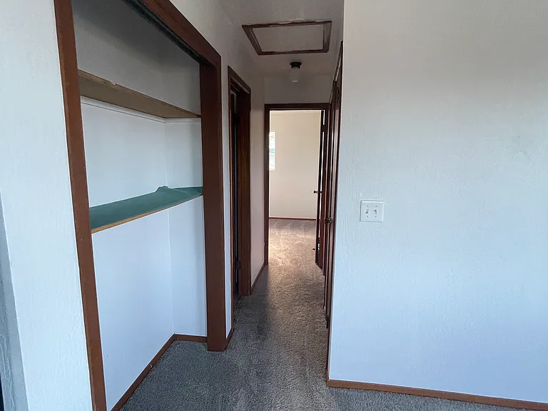 35 Mikiola St #A — Photo 12