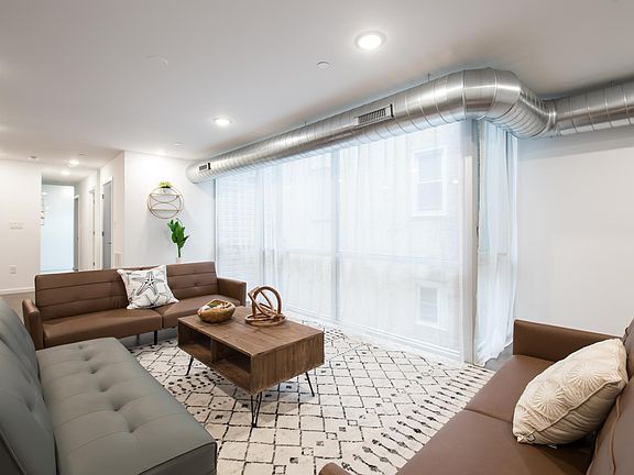 3rd image of 1525 N 7th St #3
