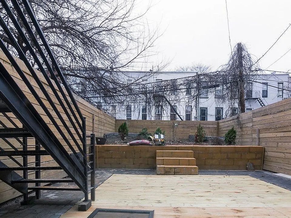 1st image of 1203 Jefferson Ave #1A