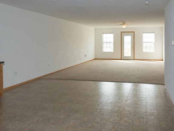 4th image of 1132 Tantau Ct