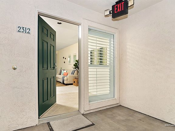 2nd image of 680 Camino De La Reina APT 2312