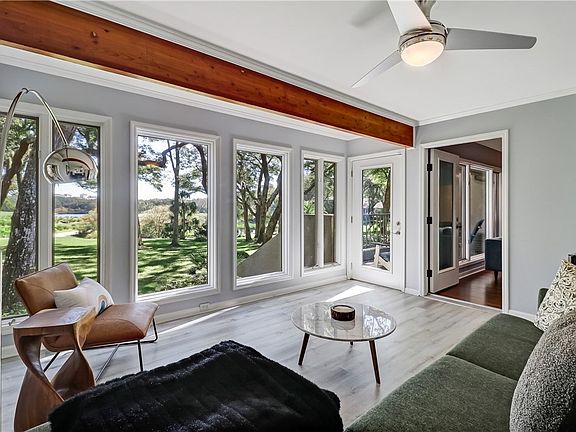 5th image of 2219 Boxwood Ln