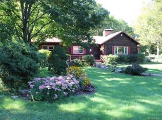 109 Chittenden Rd, Amston, CT 06231