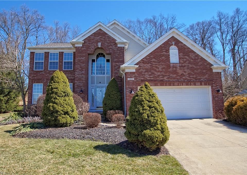1st image of 315 Pineo Ct