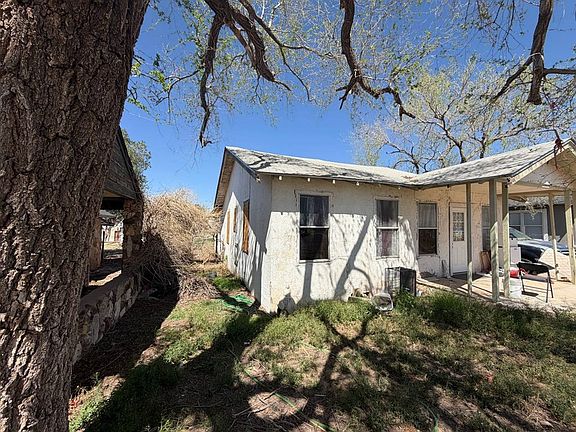 2nd image of 1105 E 4th St