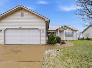 1017 East Pinecrest Lane, Elkhorn, WI 53121