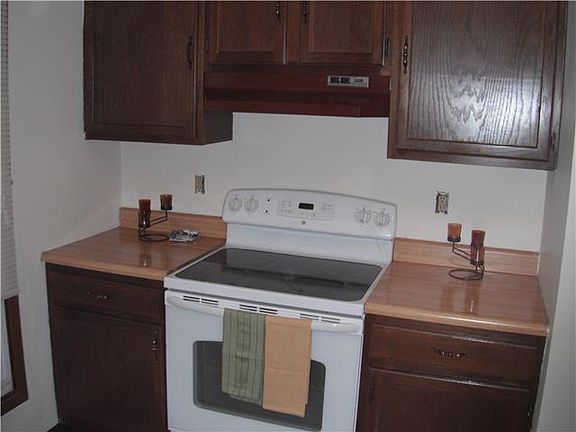 3rd image of 106 Shady Ln