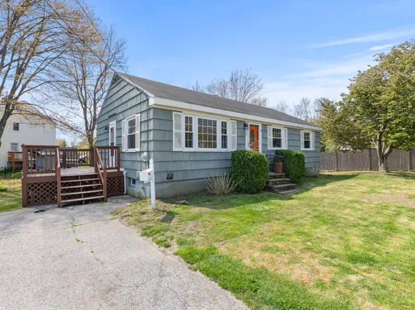 12 Kenneth Road, South Portland, ME 04106
