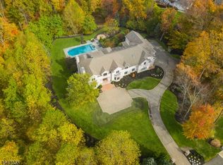 5 The Crossing, North Caldwell, NJ 07006