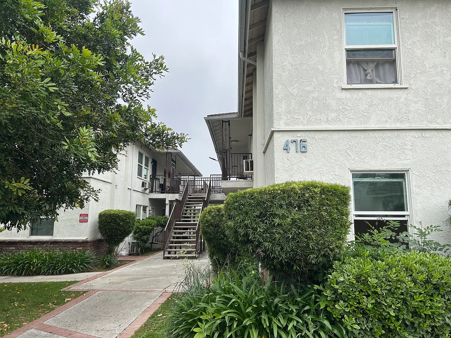 476 E Woodbury Rd — Photo 1