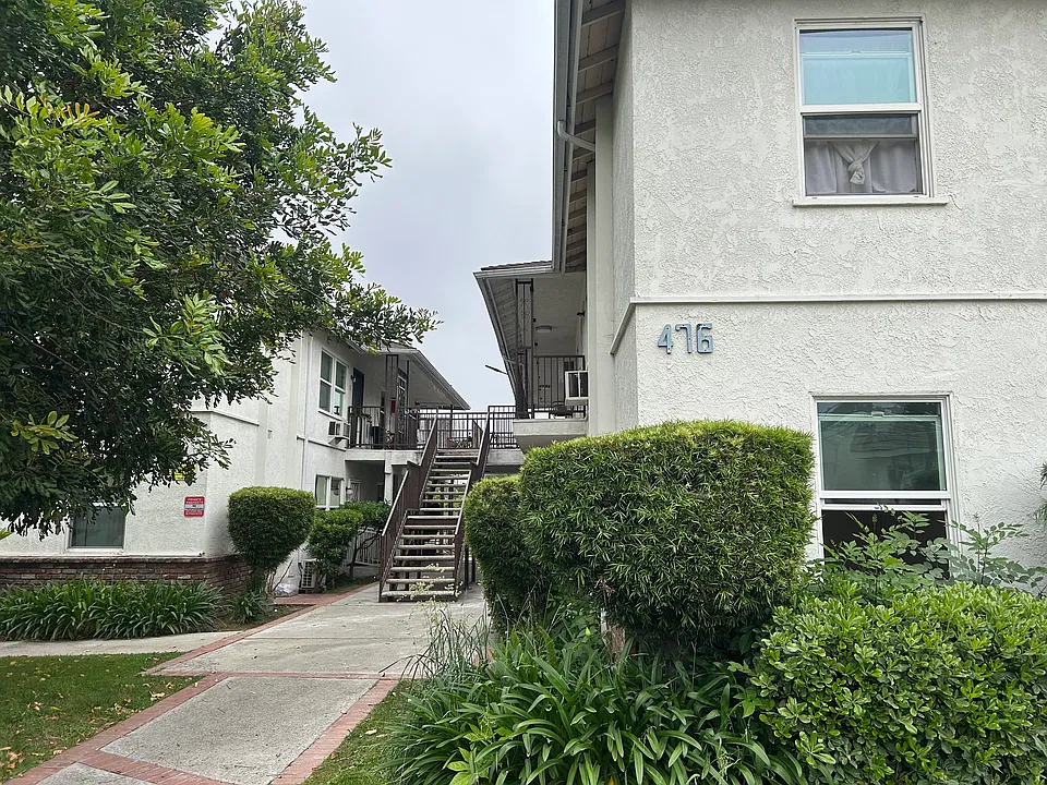 476 E Woodbury Rd #12