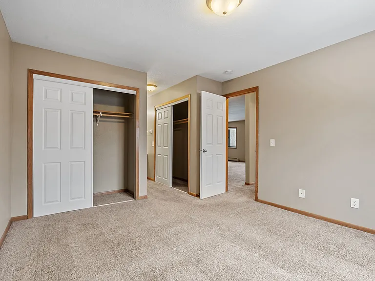 Kaposia Valley Apartments — Photo 13