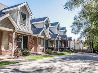 99 E Lincoln St #8, Normal, IL 61761