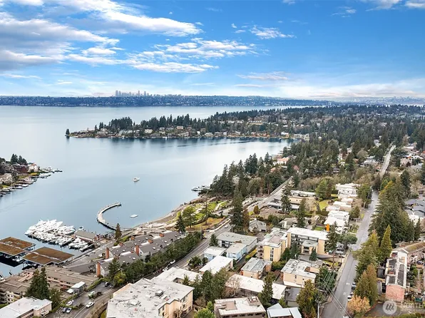 9909 NE 1st St #102, Bellevue, WA 98004