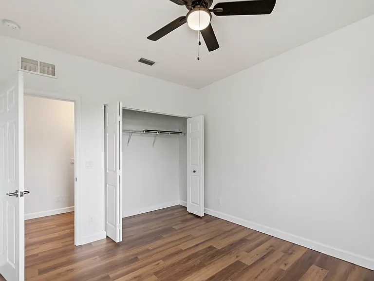 4648 Silver Saw Ln — Photo 20
