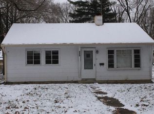 2555 Pearl St, Columbus, IN 47201