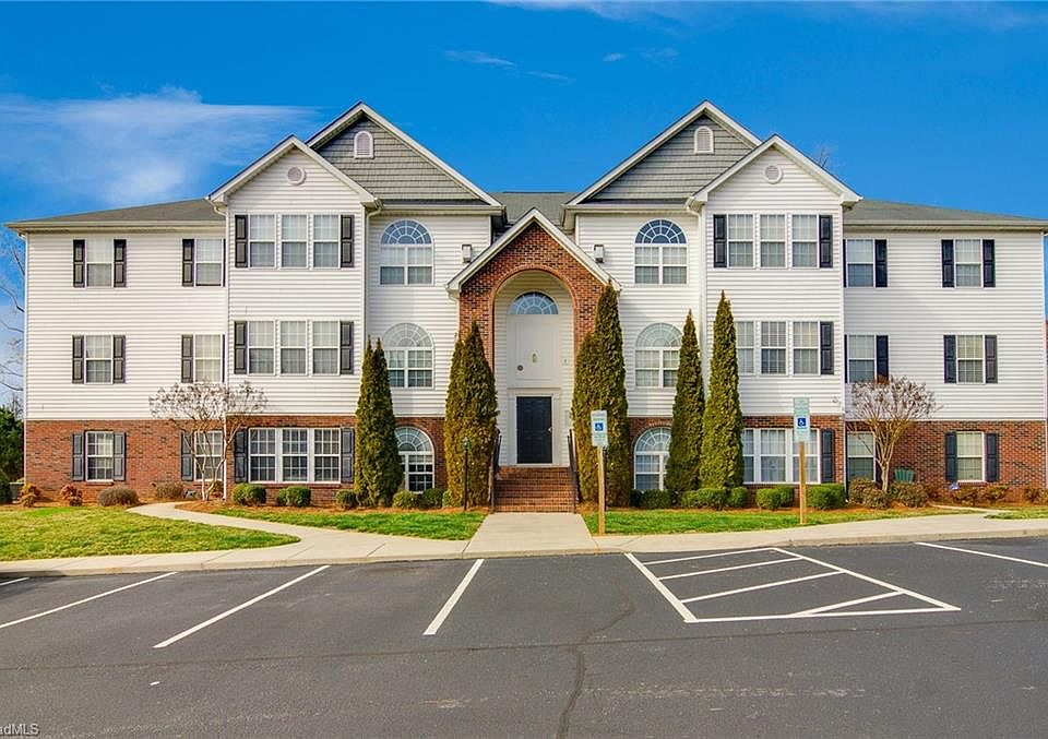 1st image of 4325-2B Cedarcroft Ct