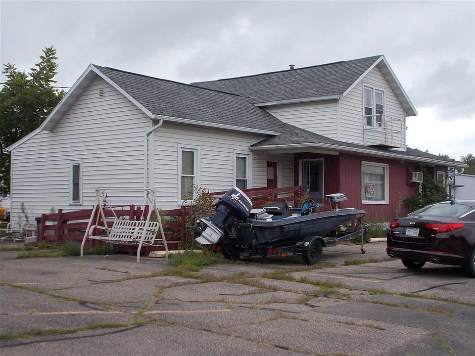 2nd image of 1911 W Grand Ave