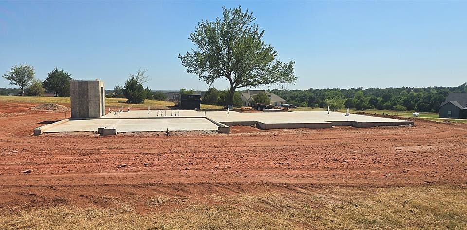 1st image of 2437 Wolf Creek Bnd