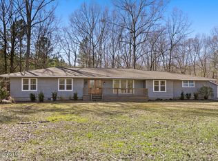 203 Country Pl, Brandon, MS 39047