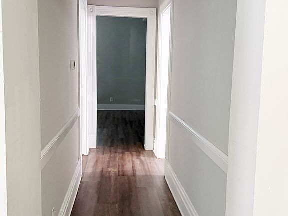 5th image of 28 E Powell Ave #A