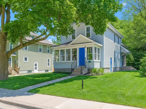 1517 James St, Kalamazoo, MI 49001