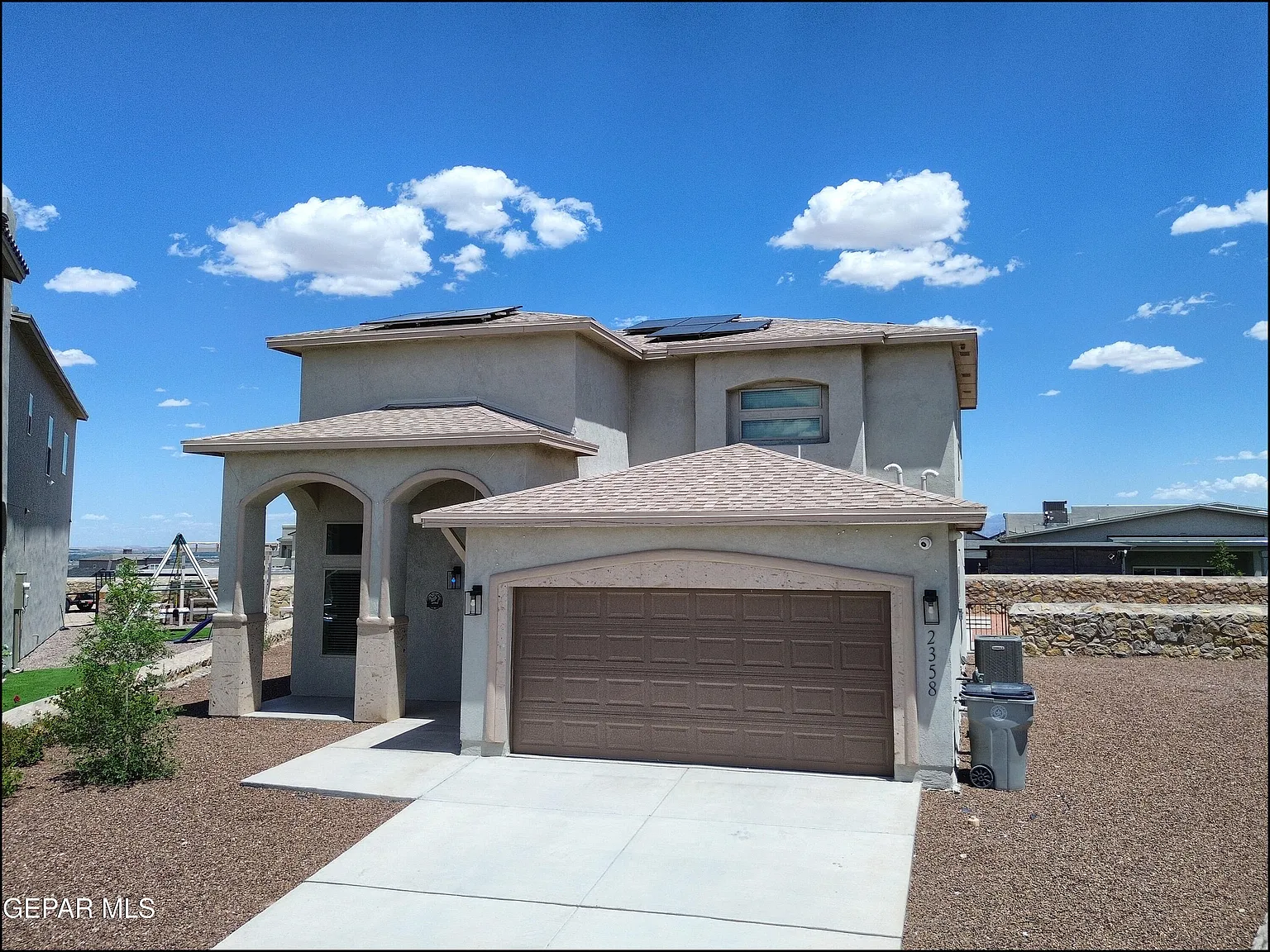 4 bed, 3.5 bath, 2106 sqft, $3,200 — Photo 3