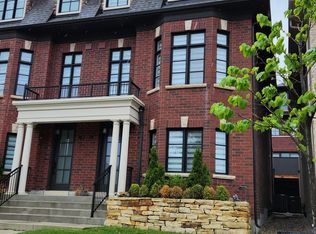 78A Thomas St, Mississauga, ON L5M 1Y4