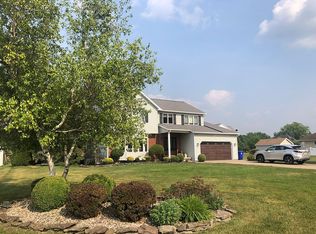 6165 Newberry Ct, Clarence Center, NY 14032