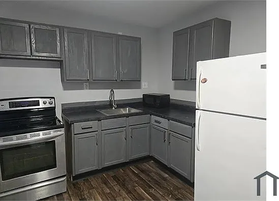 1106 Portage Ave #2 — Photo 4