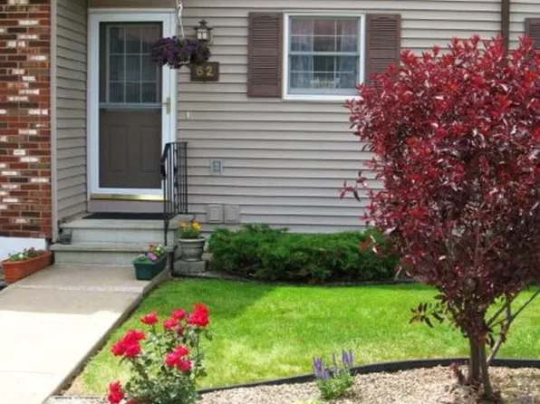 62 Set Poin, Plattsburgh, NY 12901