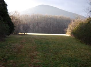 447 Pocket Rd, Chickamauga, GA 30707